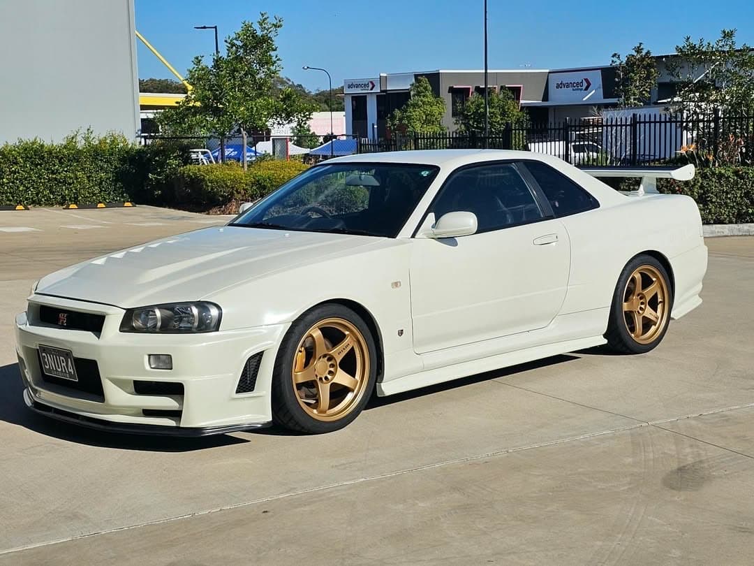 Nissan Skyline R34 GT-R