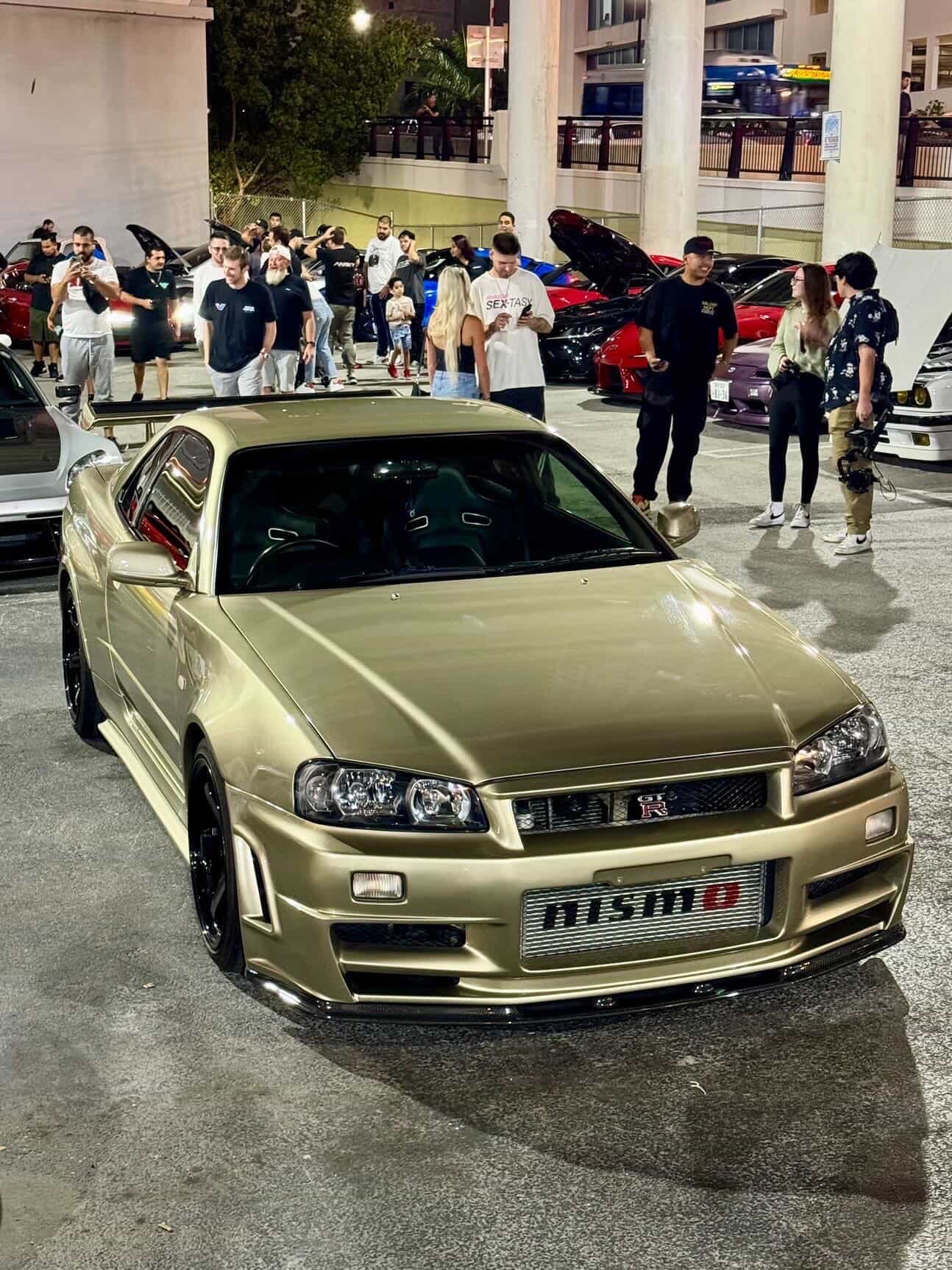 Nissan Skyline R34 GT-R